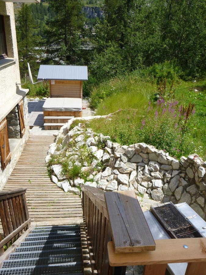 Bed and Breakfast Chalet Les Melezes Tignes Exteriér fotografie